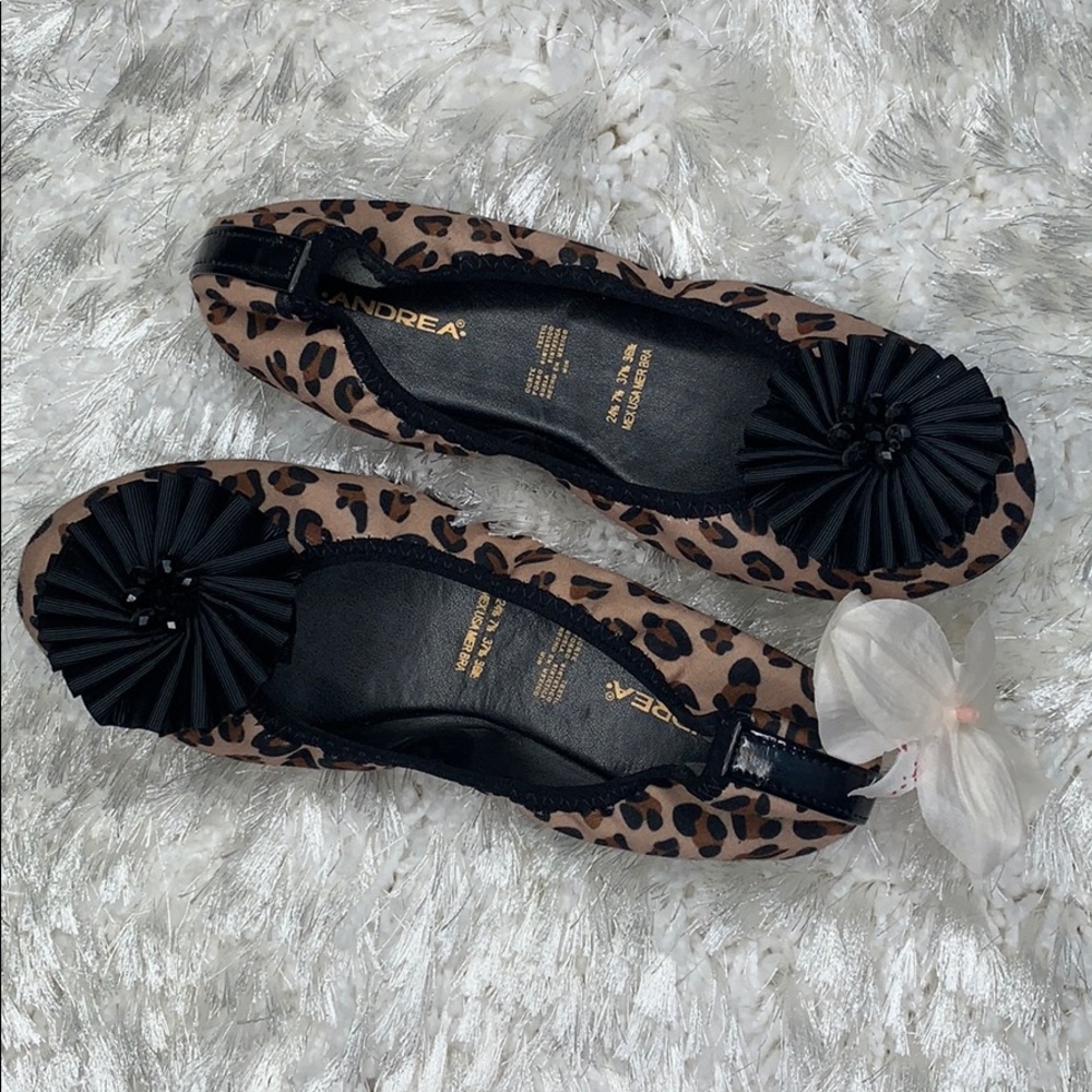 FLAT SHOES ANIMAL PRINT BRAND NEW